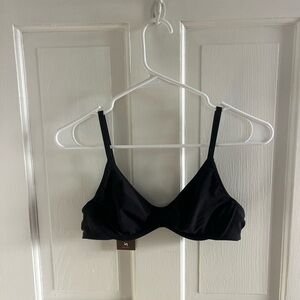 Classic Black Women's Black Scoop Bra